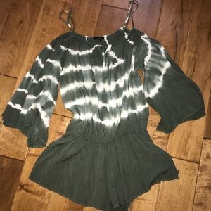 BOUTIQUE Green and white romper